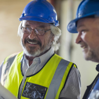 Silver Worker auf dem Vormarsch: Wie können Ältere länger erfüllt arbeiten?