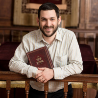 Episode 37: Sam Reinstein