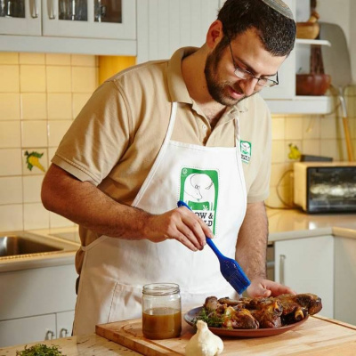 Hevriacast: Talking With Awesome Creative Jews