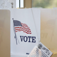 Minnesotas clothing ban turns voters into criminals