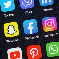 Should social media be banned for under 16? 