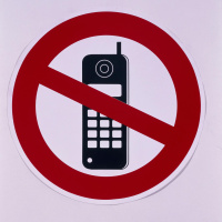 Smartphone ban has little to no impact on students’ education and wellbeing study finds