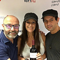 #De12a2 Las 5 de... Adel amp Jess con Bodega Chozas Carrascal