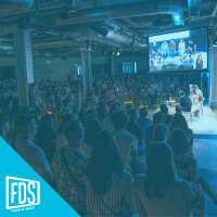 FDS Gran Angular :  Especial 3er aniversario de FDS con preguntas de los oyentes