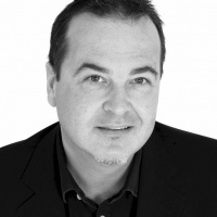 SFN Podcast - 02 Tony MACAULAY - Shaping Peace