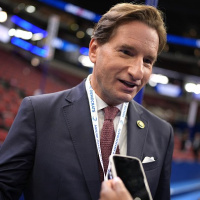 Dean Phillips is dismayed to see both parties avoiding negotiations to end the shutdown