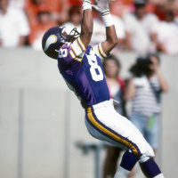 Former Vikings WR Leo Lewis on keeping inner city kids busy in the summer