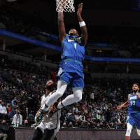 Womens Hockey, Record Breaking, and Wolves