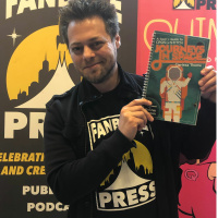Pasadena Comic Con 2019 - In Conversation with Bryant Dillon (Fanbase Press)