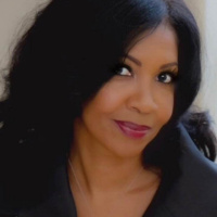 Episode 2217: Dr. Robyn Joppy ~ International Shades of Beauty, Virtual Beauty Expo November 12th-14th, 2021