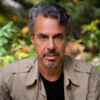 Chris Kilham ~ Dr.Oz Advisor , The Medicine Hunter talks Adaptogens for Stress!! 