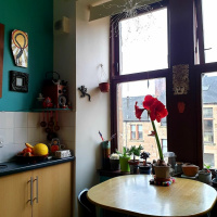 Émigrés by Maria McManus read by Pearl Kinnear and Scarlett Kinnear