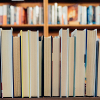 Live til Five - Books