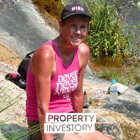 The Housewife Millionaire: Jan Somers