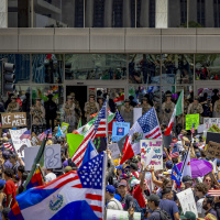 Online coverage of anti-ICE protest split by political lenses