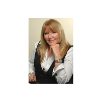 Beauty Talk with Academy Award mua Ve Neill