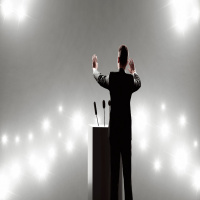 ¿Qué se necesita para ser político?