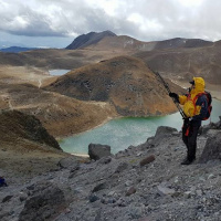 Tras el sonido de las montañas