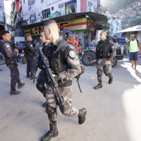 #89 O Brasil no Fogo Cruzado - com Cecília Olliveira