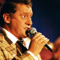 Fådda blommor spelar Karin ett spratt