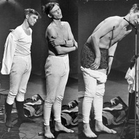 Finns det något samband mellan att vara naken och att vara galen? 