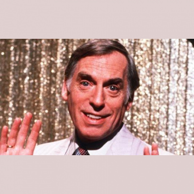 John Hannam Meets - Isle Of Wight Radio