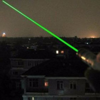 Tool Of The Day: Shining Laser Pointers In The Sky - John Derringer - 26/05/16