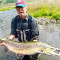 Eric Clapton Caught The Biggest Salmon This Summer - John Derringer - 08/08/16