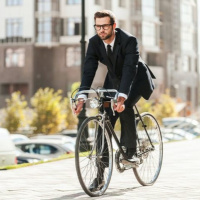 List O Mania: Facts About Bikes - John Derringer - 30/05/16