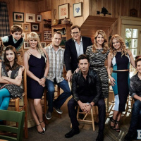 Have You Watched Fuller House? - John Derringer - 29/02/16