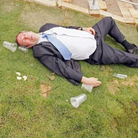 Drunk in a Suit - John Derringer - 15/04/16