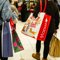 Tis the season for credit card debt