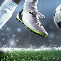 Henry Lake talks with a star from Minnesota Aurora FC