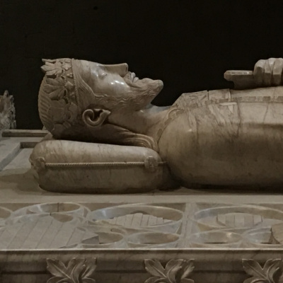 Misterios Y Leyendas Con Raúl Andrés