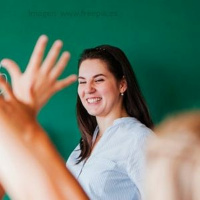 Abiertas inscripciones del V Premio Nacional al Docente BBVA