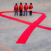 Cinco continentes - La respuesta mundial al VIH sufre su revés más significativo en décadas