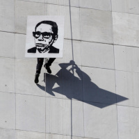 Bajan a Díaz Ordaz del Metro