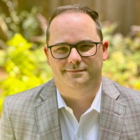 1,009: From GE Conference Rooms to Pinstripes’ Boardroom | Tony Querciagrossa, CFO, Pinstripes