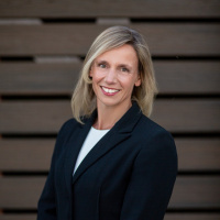 828: When Finance Talks to the Business | Claire Bramley, CFO, Teradata