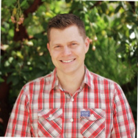 674: Creating Sensible Options From Hard Decisions | Robert Linder, CFO, Lazy Dog Restaurant  Bar