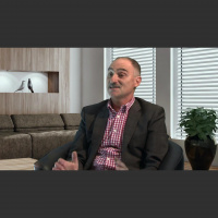 Expert Interviews: Peter Koulizos - Fractional Investing