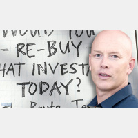 Carl Richards – Rewiring Your Financial Mindset in the Age of Comparison | #602