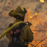Alisal Fire Continues to Grow, Threatens Homes