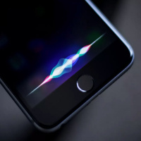 Niño de 4 años salva la vida de su madre gracias a Siri...