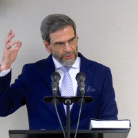 ¿Qué es el hombre?