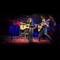 An electrifying acoustic guitar performance | Rodrigo y Gabriela