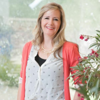 869 - When Should I Mention My Products On My Fan Page?