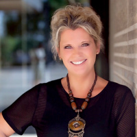 953 - Tips To Crush It On Social Media