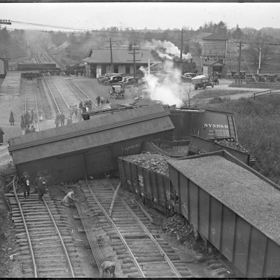 Dudes In A Comic Shop