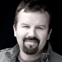 Mark Hall, of Casting Crowns, chats about Calibrate